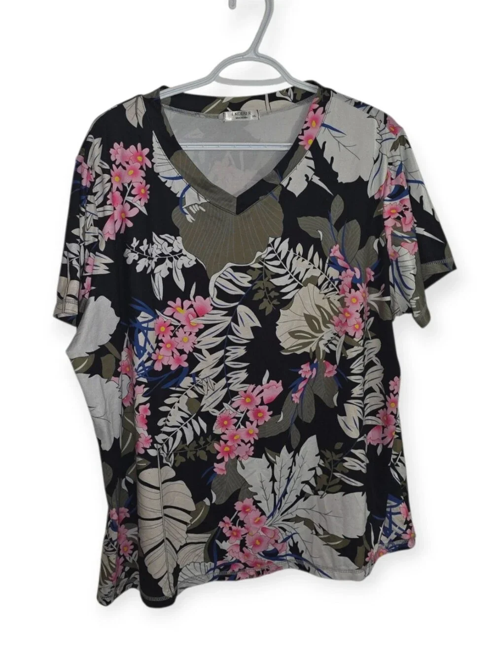 Ekouaer Navy Floral Lounge Set V-Neck Pajama Set with Cropped Pants XXL